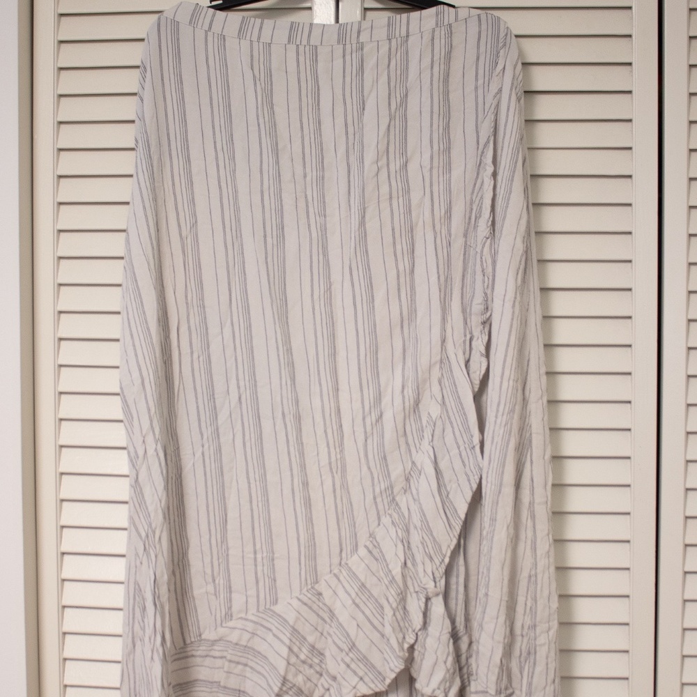 White Striped High-Low Skirt (XXL)